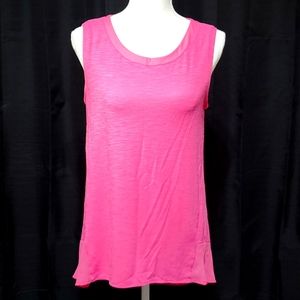 Pink tank with hi lo hem